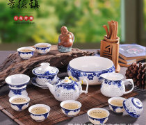 瓷都匠心，美妝雅韻 景德鎮(zhèn)玲瓏茶杯與精選化妝品推薦